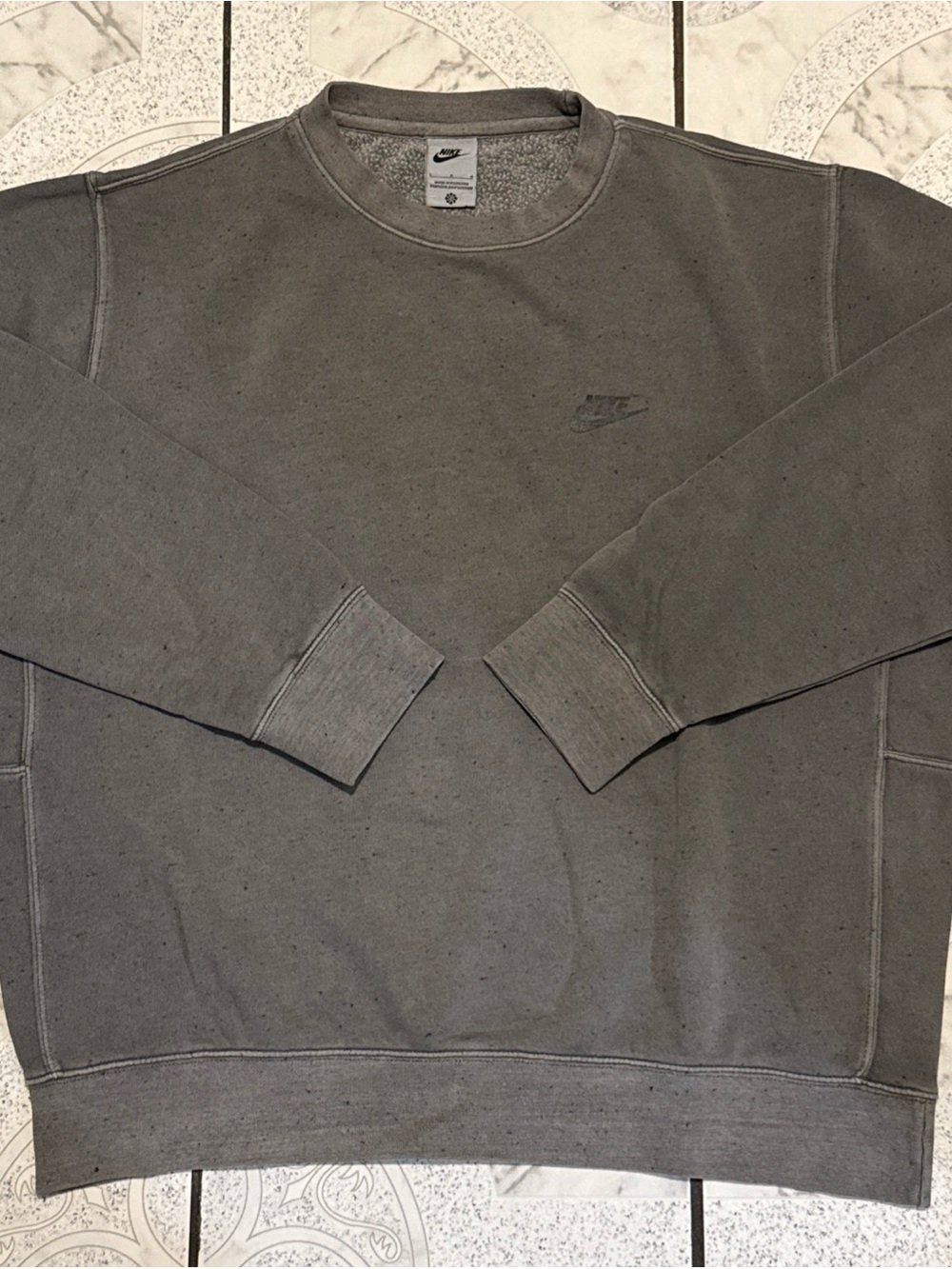 Nike Sportswear Club Fleece Crew Sweatshirt Speckled Men’s Size Large FQ6168-010